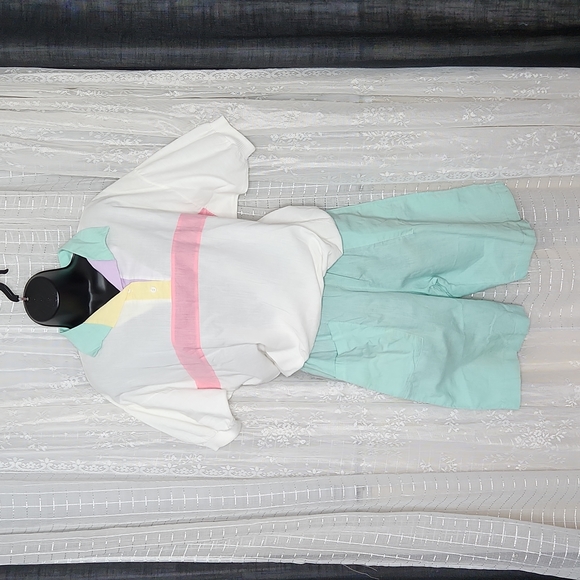 Vintage 70's 80's Short Sleeve and Shorts Matching Leisure Set SzS - Picture 1 of 14